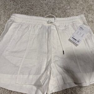 NWT Athleta Retreat linen Short Size 12